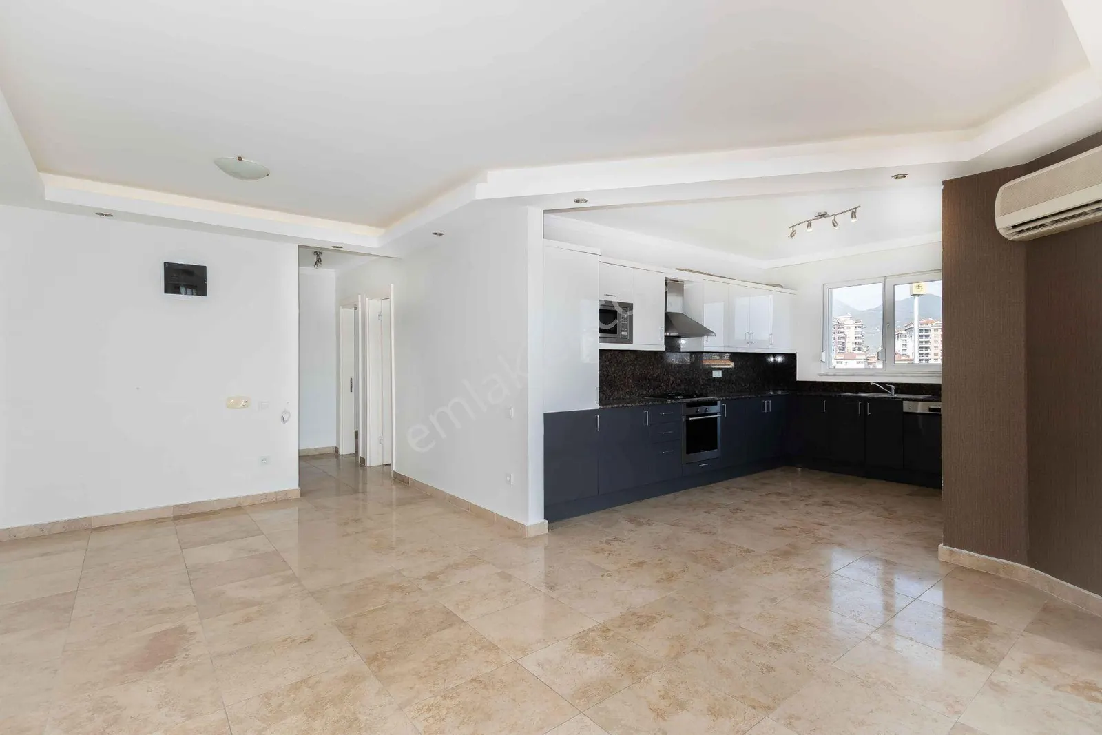 Apartment, 3-room, 110 m²