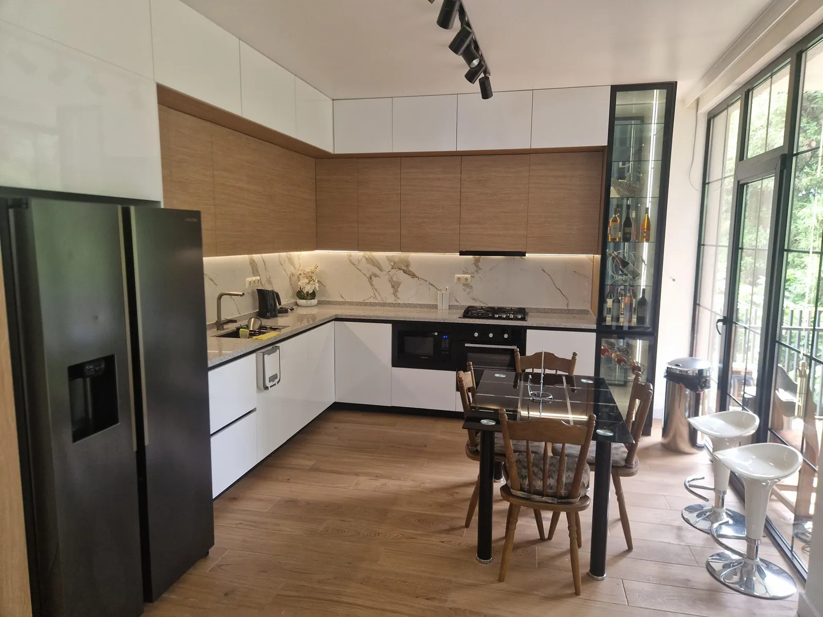 Дом, 5-комн., 500 м²