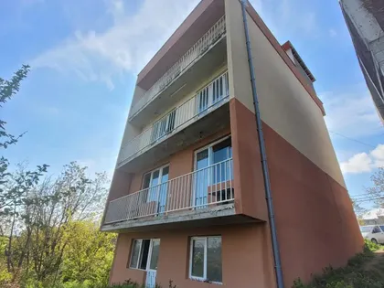 Дом, 10-комн., 256 м²