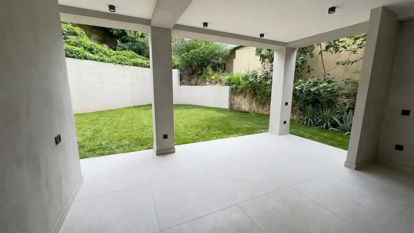Дом, 7-комн., 1500 м²