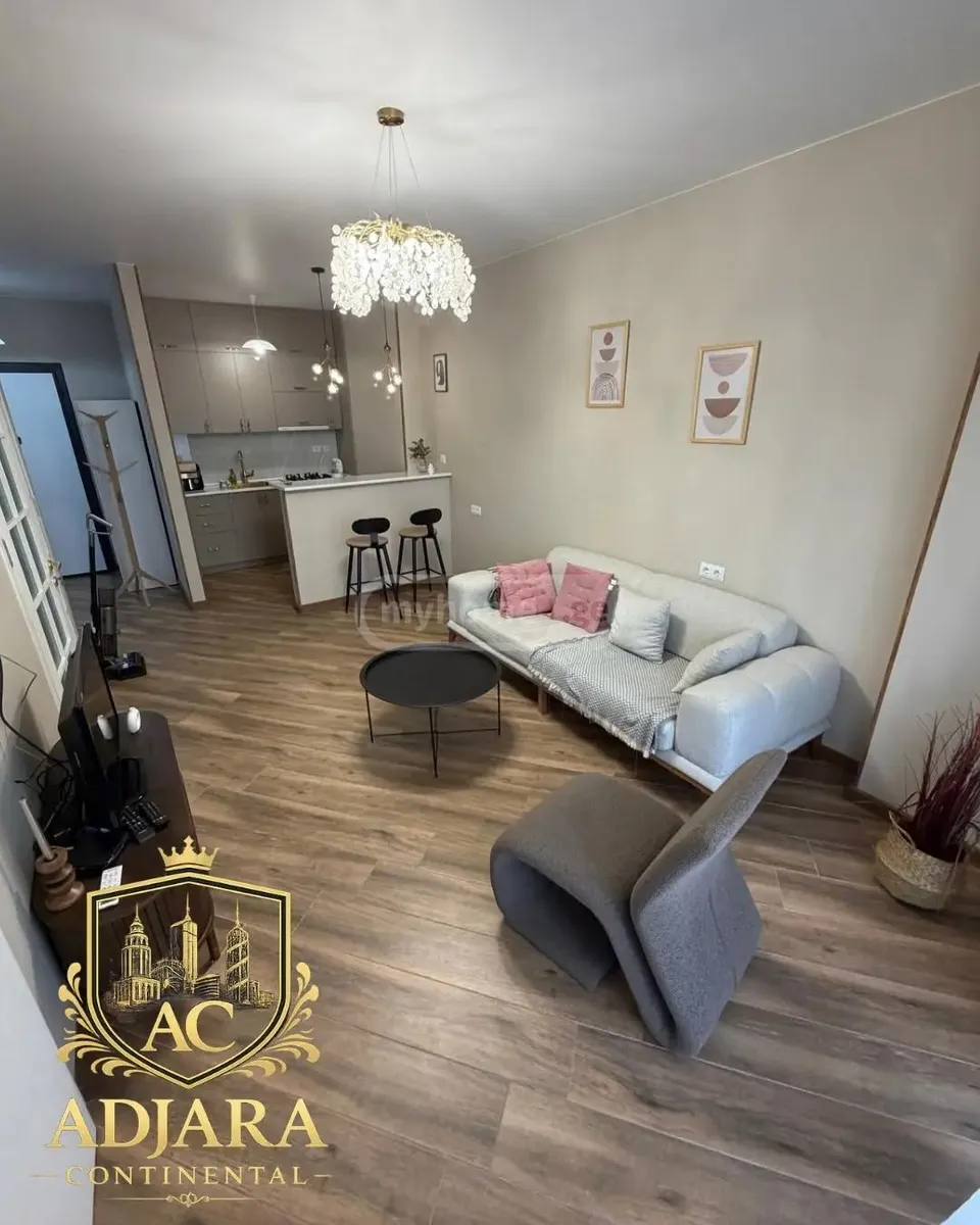 Квартира, 3-комн., 65 м²