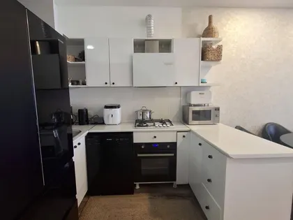 Квартира, 3-комн., 60 м²