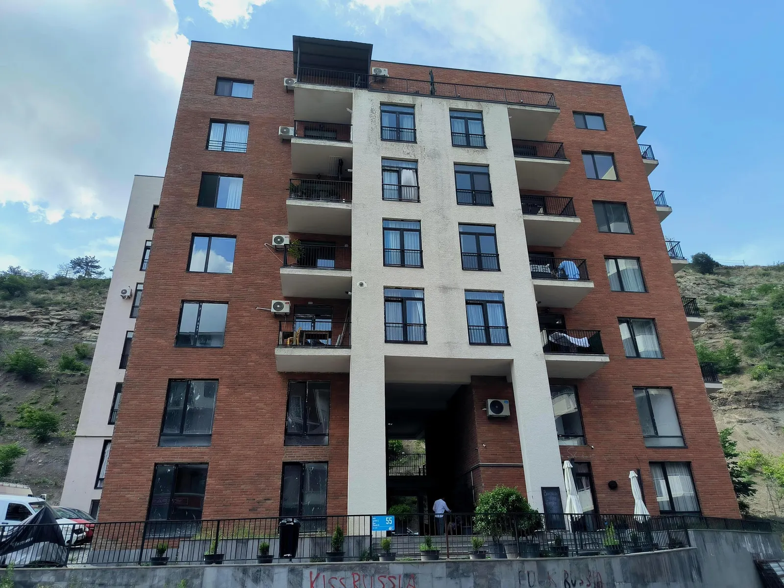 Nino Zhvania St, 55 residential complex