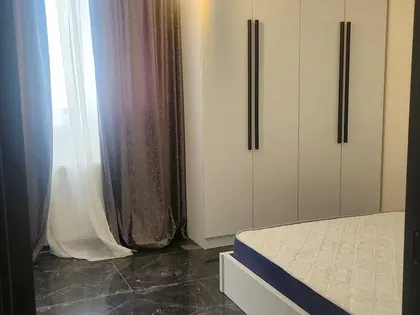 Квартира, 3-комн., 92 м²