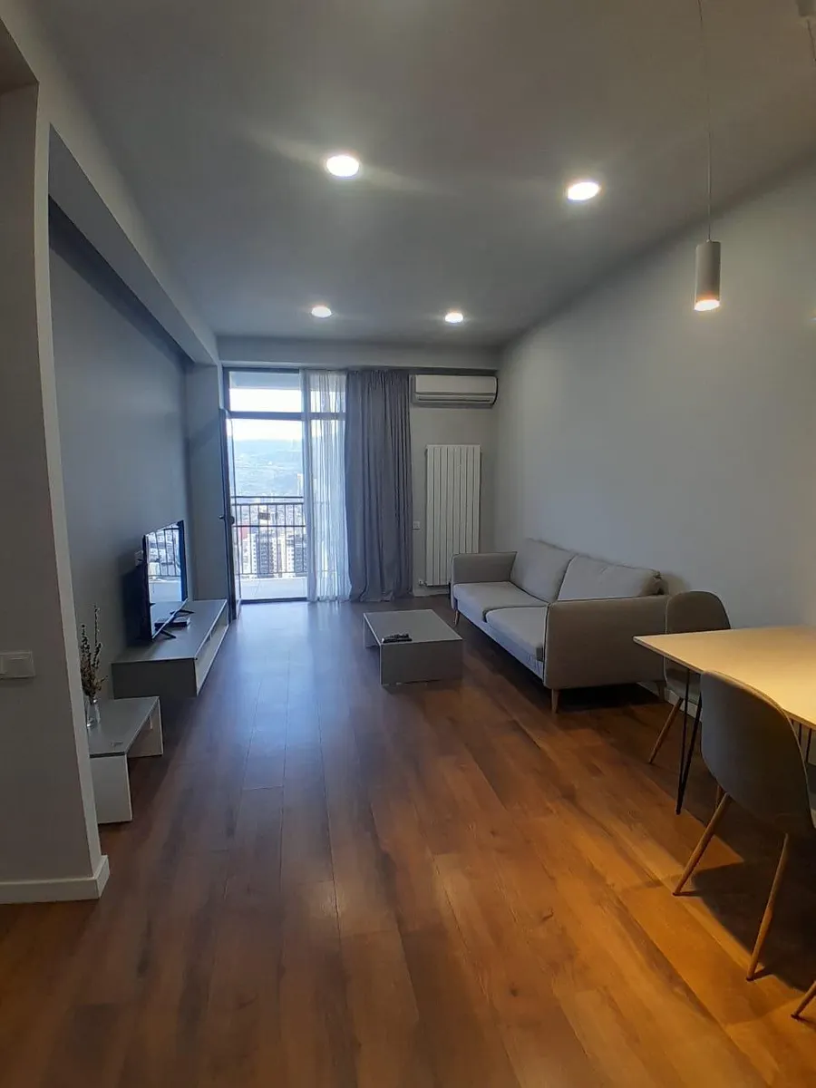 ბინა, 2-ოთახიანი, 65 მ², Elguja Amashukeli St, 23