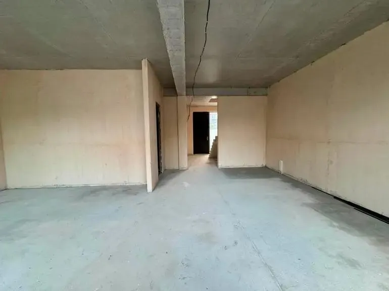 Дом, 5-комн., 250 м²