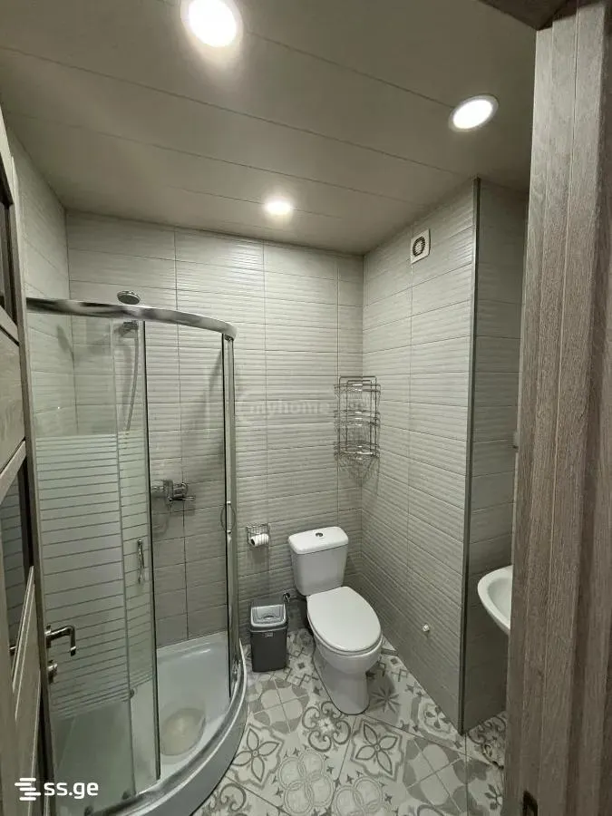 Apartment, 3-room, 90 m²