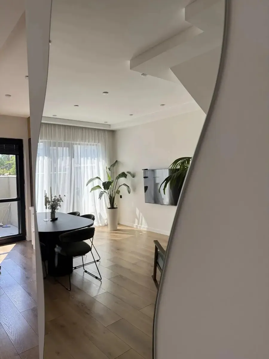 Дом, 5-комн., 160 м²