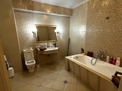 Квартира, 2-комн., 78 м²