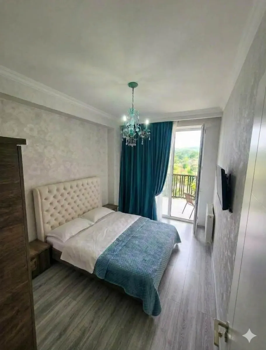 Квартира, 1-комн., 65 м², Archi Isani