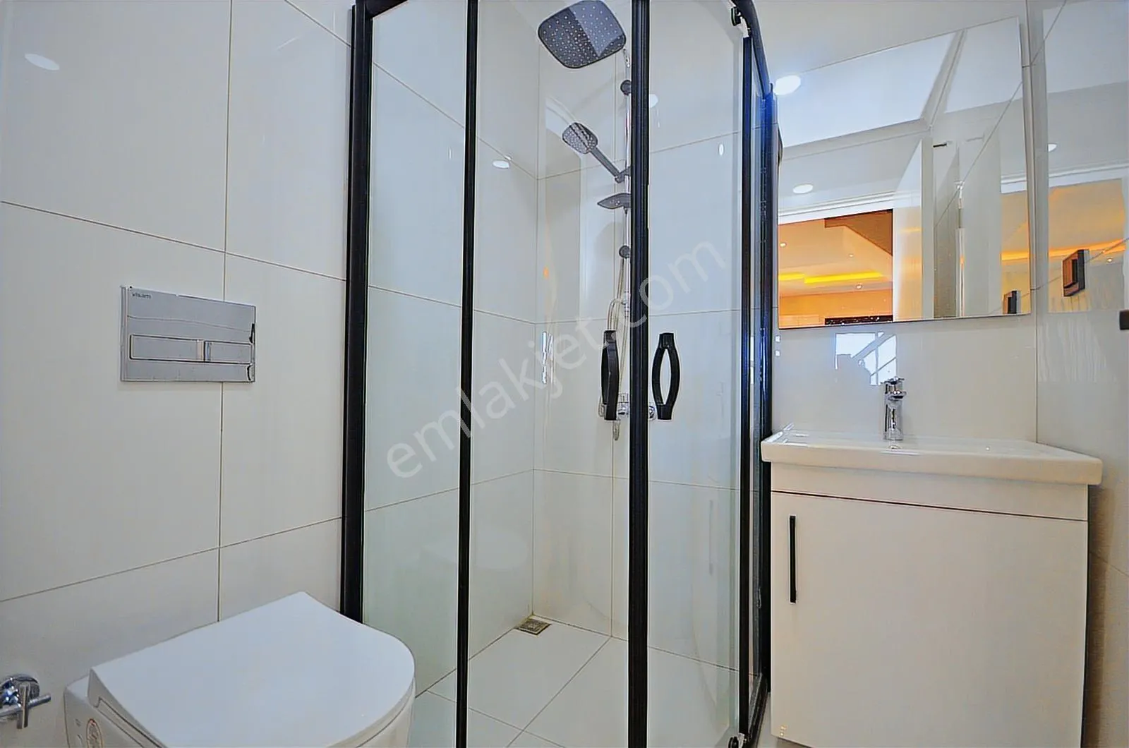 Apartment, 4-room, 145 m²
