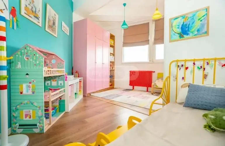 Квартира, 4-комн., 142 м², Bidzina Kvernadze St, 35