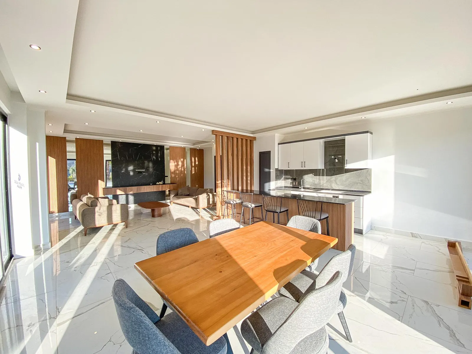 Sea Pearl Park residential complex