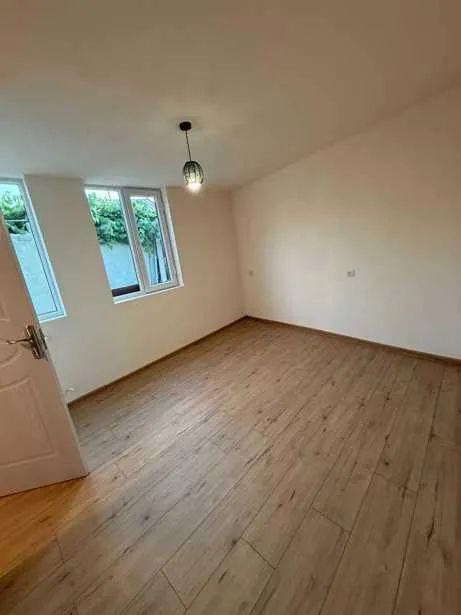 Дом, 5-комн., 165 м²