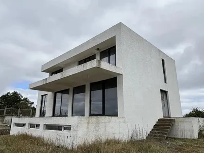 Дом, 6-комн., 400 м²