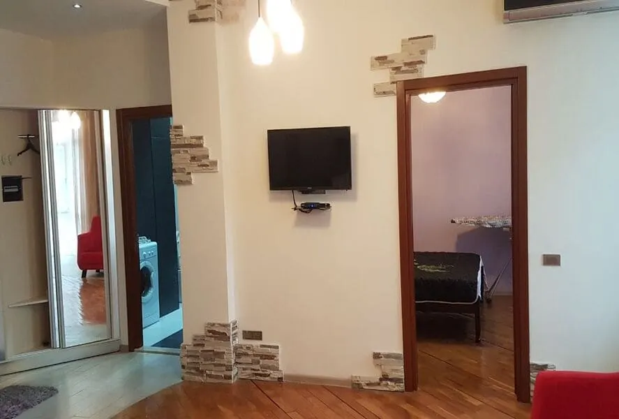 Квартира, 2-комн., 67 м²