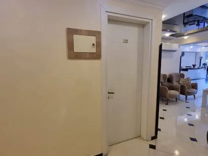 Квартира, 7-комн., 200 м²