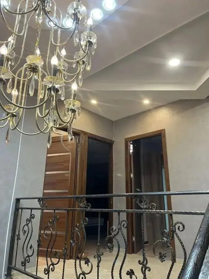 Дом, 8-комн., 415 м²