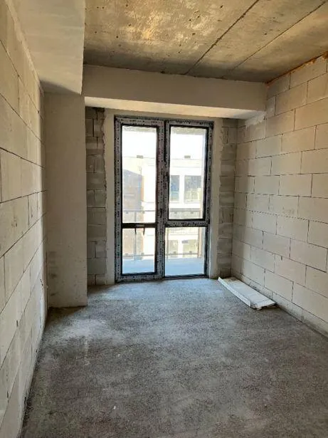 Квартира, 3-комн., 83 м²
