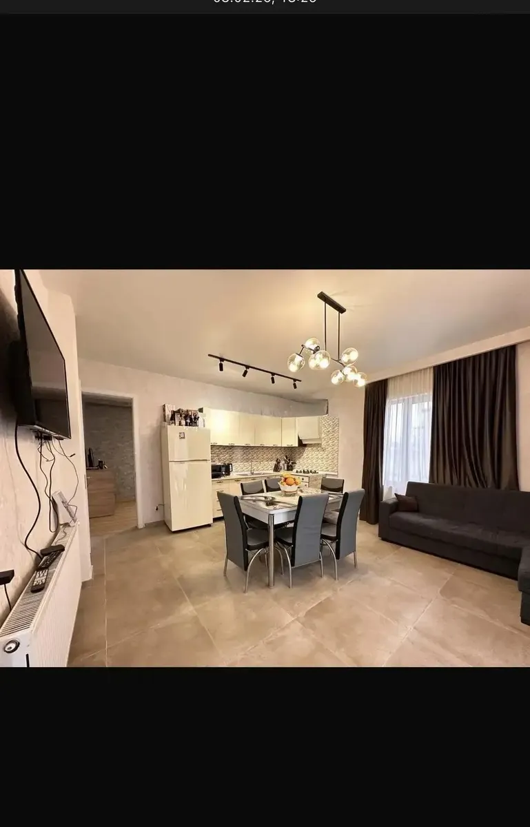 Дом, 7-комн., 210 м²