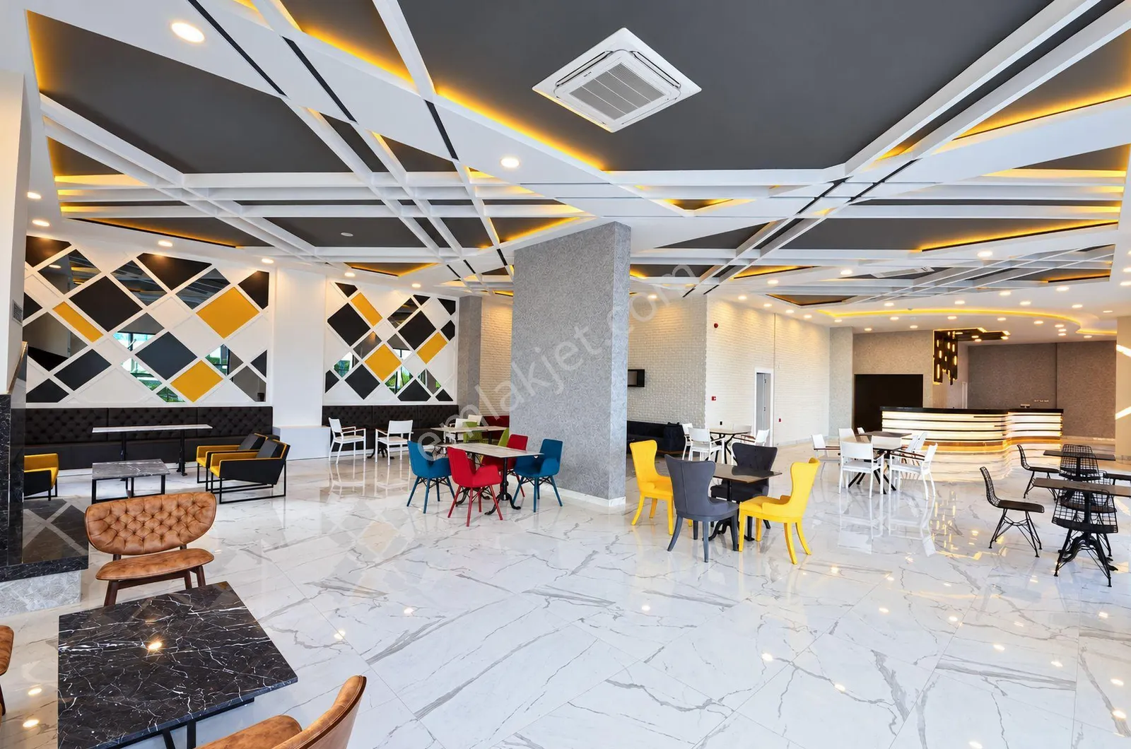 Apartment, 2-room, 72 m²