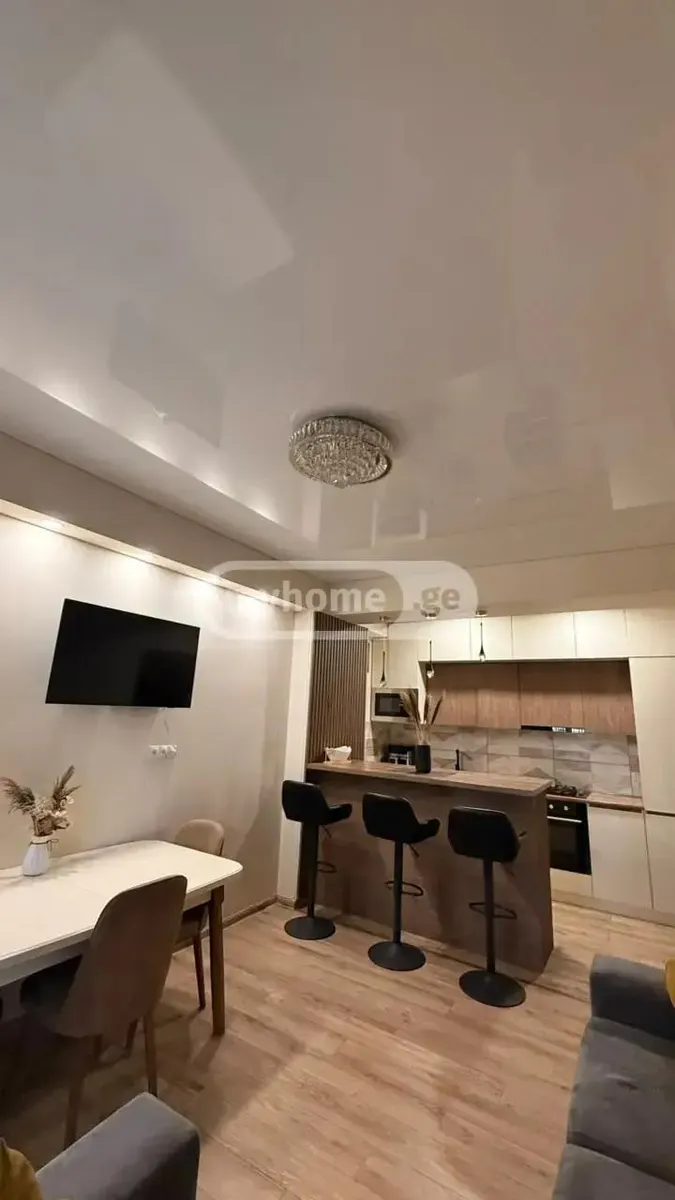 Квартира, 3-комн., 84 м², Archi Isani