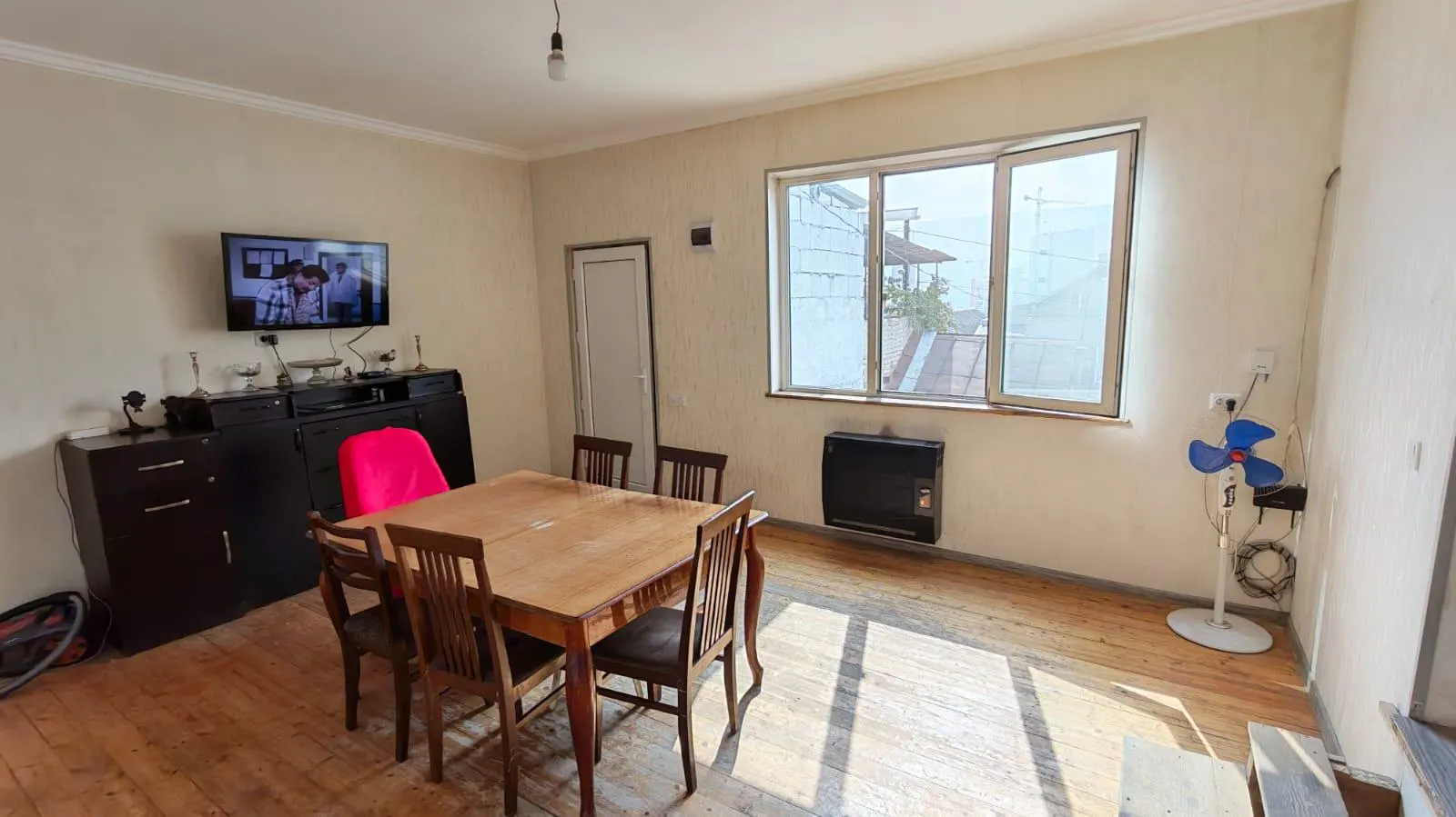 House, 5-room, 231 m²