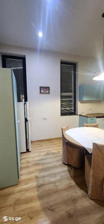 Квартира, 4-комн., 122 м²