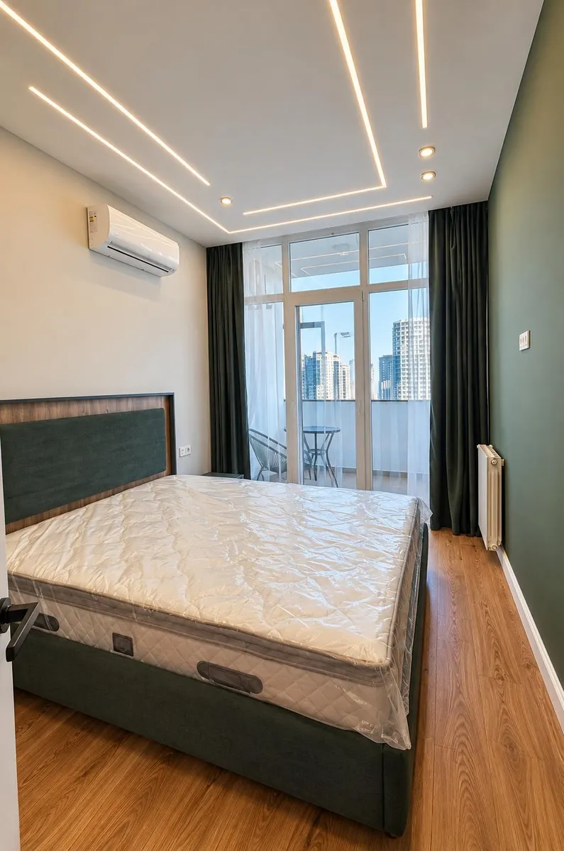 Квартира, 1-комн., 80 м², Mega City