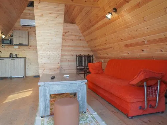 Дом, 2-комн., 80 м²
