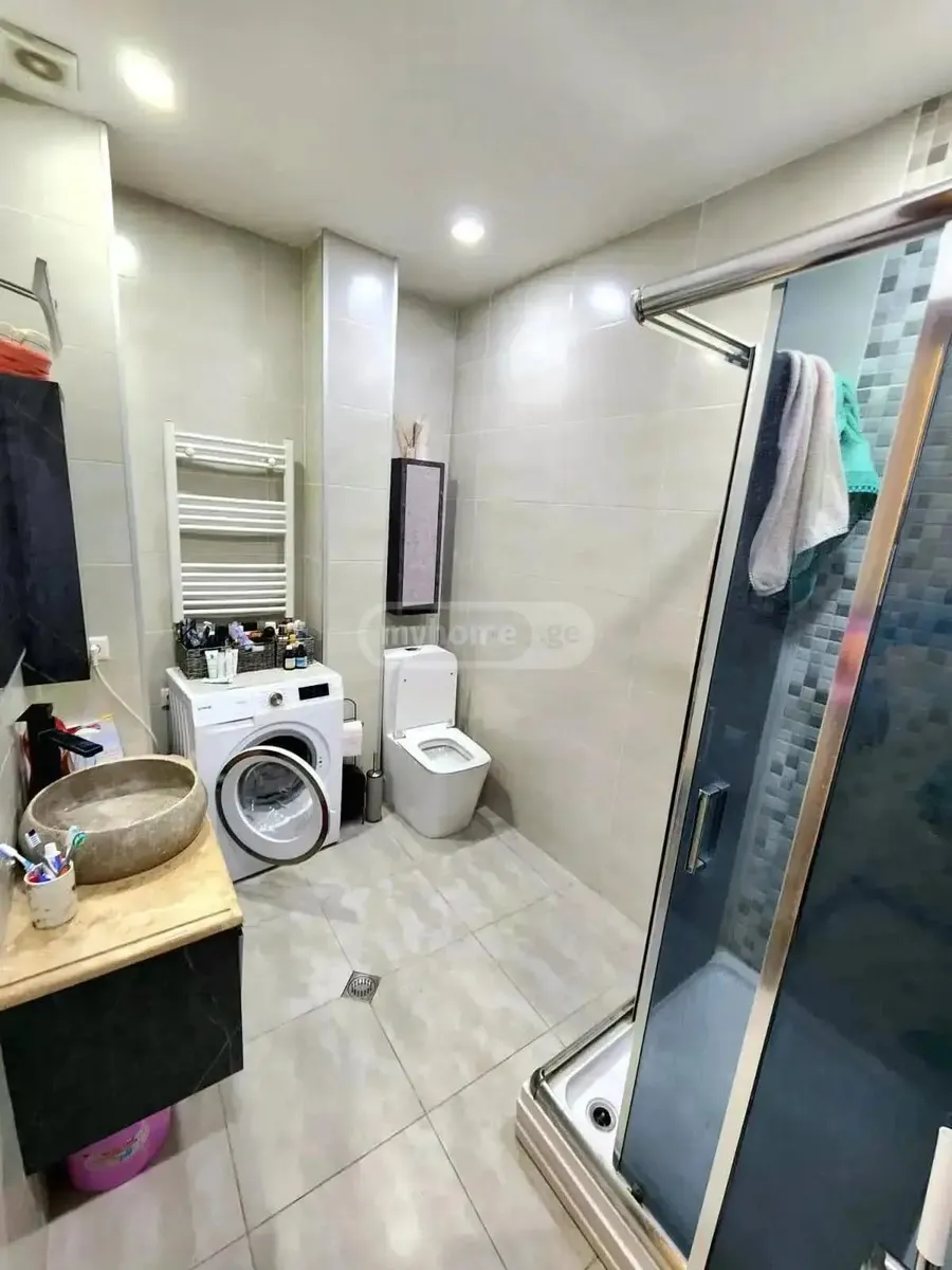 Квартира, 3-комн., 74 м²
