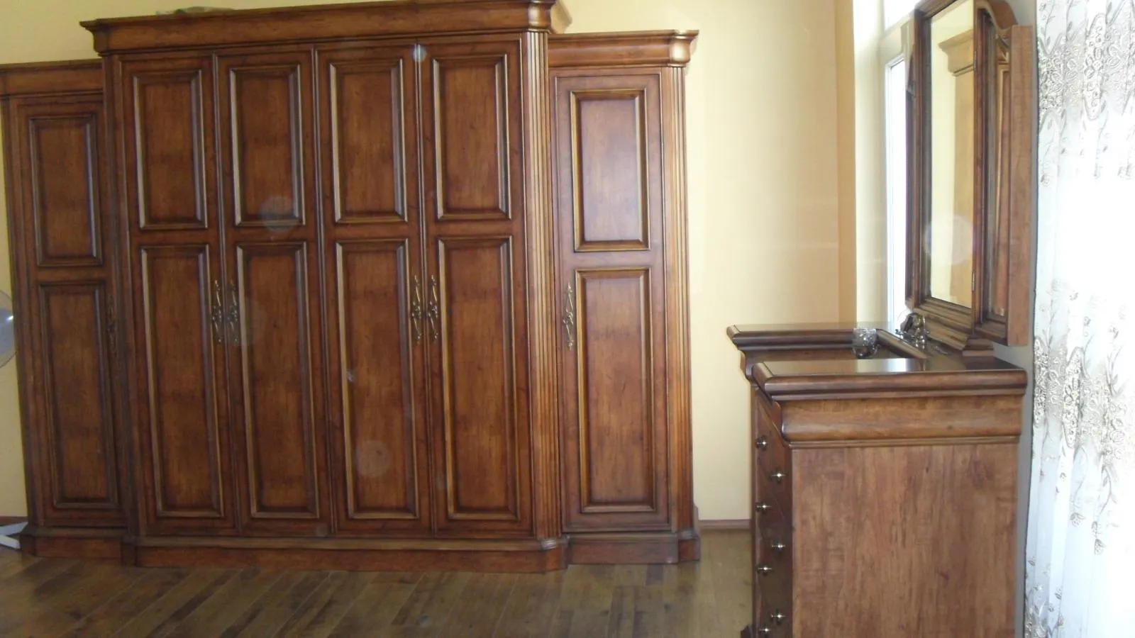 House, 5-room, 290 m²