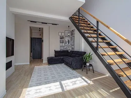 Квартира, 3-комн., 94 м²