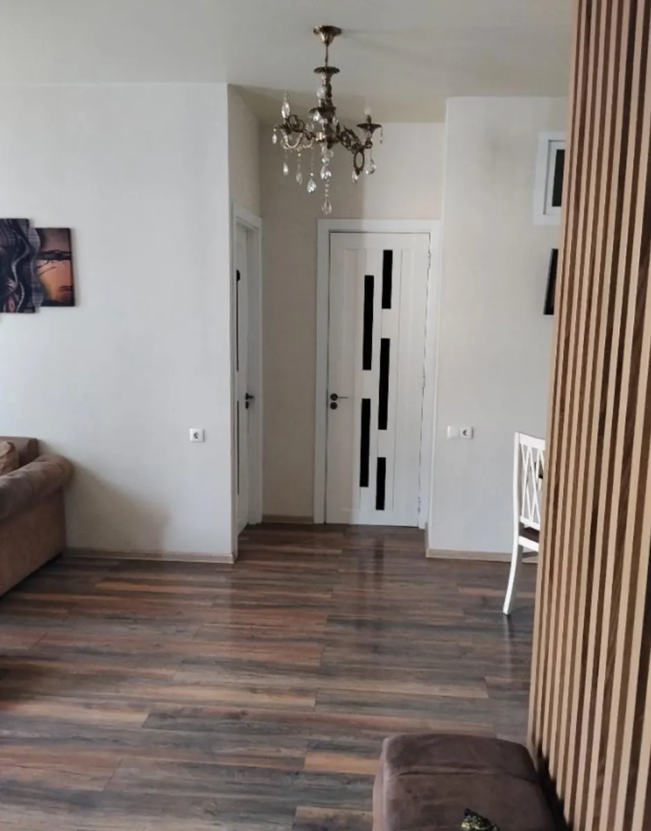 ბინა, 4-ოთახიანი, 82 მ², Avtandili St, 11