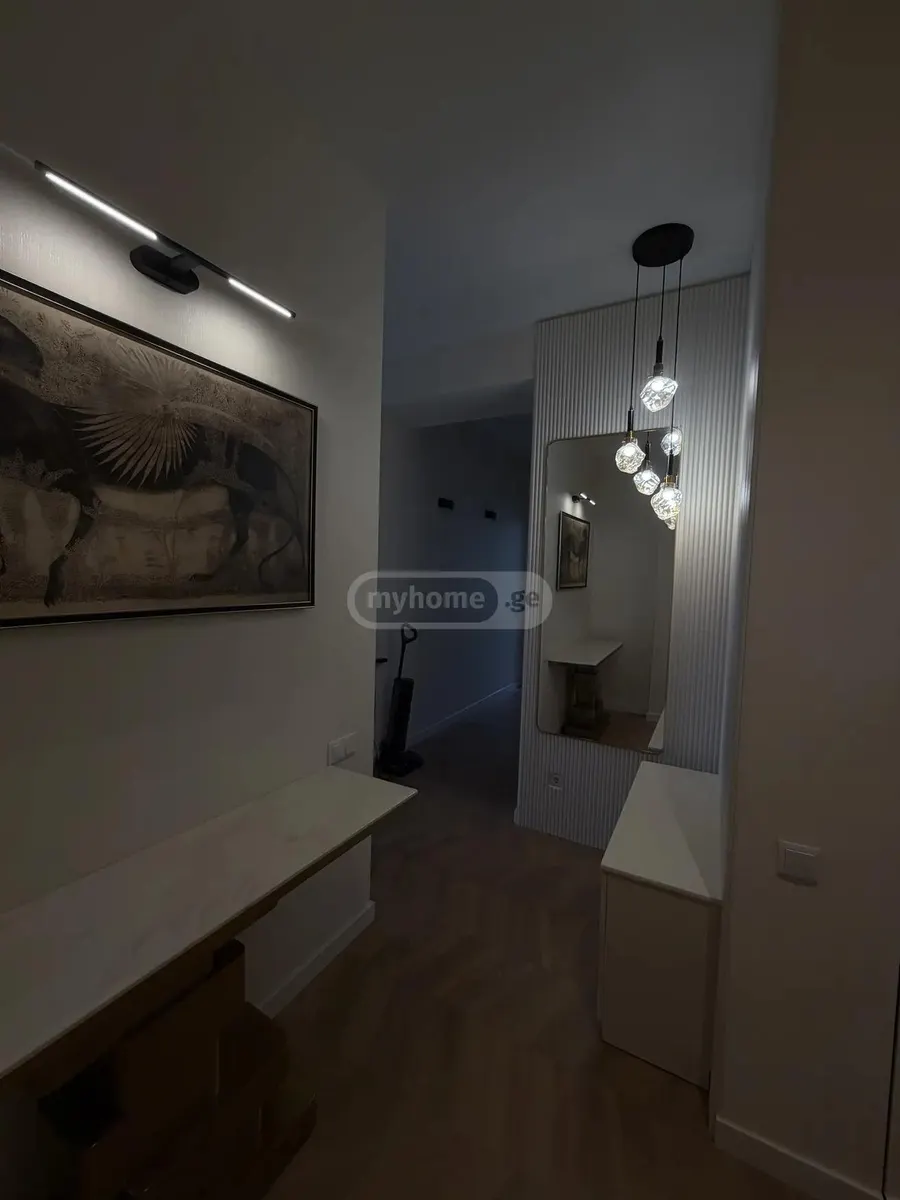 Квартира, 3-комн., 114 м²