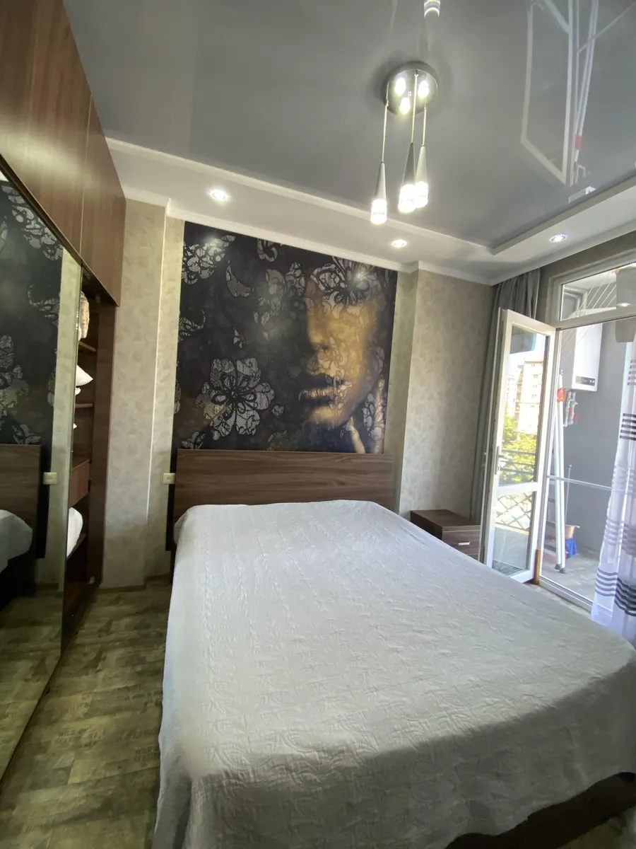 Apartment, 2-room, 50 m², Vakhtang Gorgasali St, 156-158