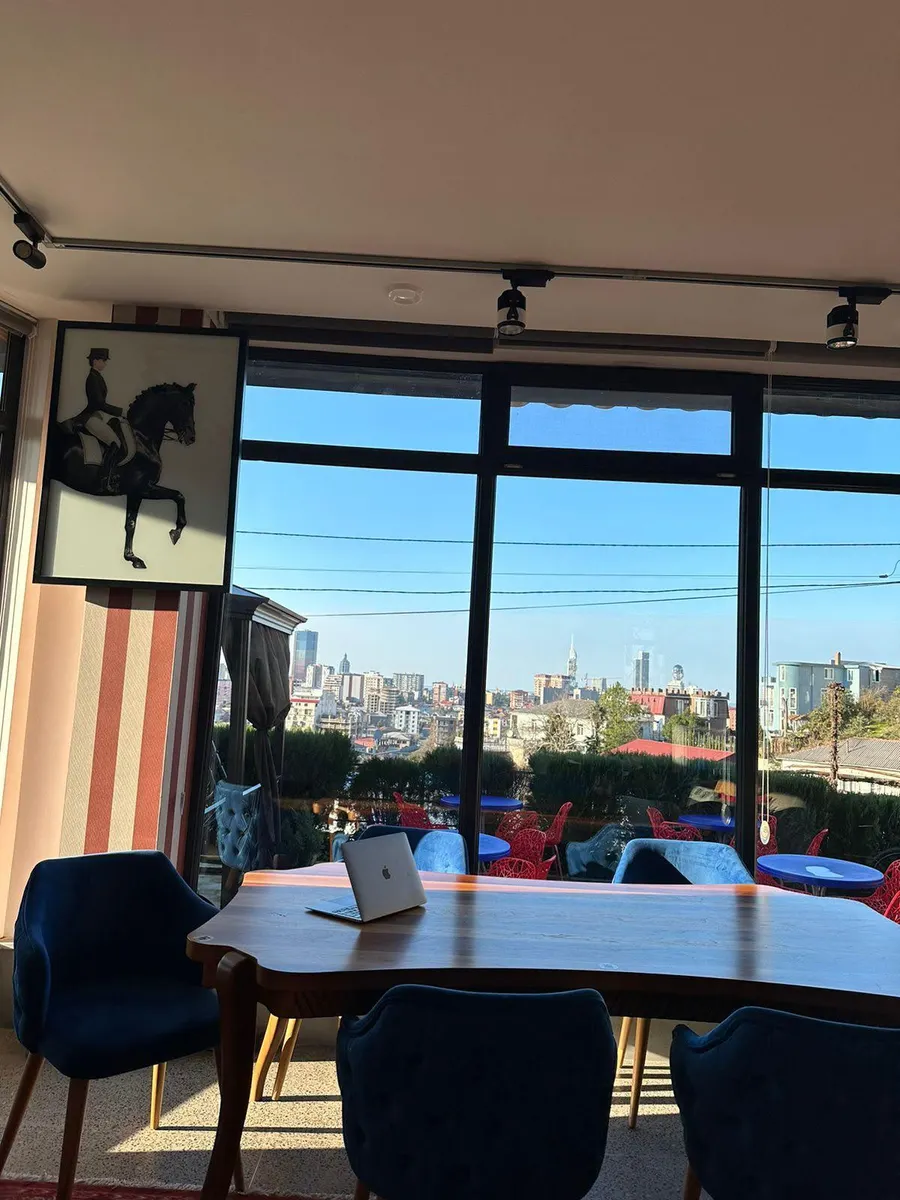 Дом, 5-комн., 450 м²