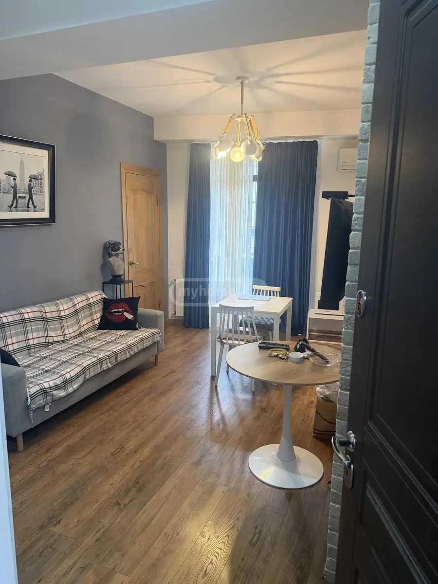 Apartment, 2-room, 55 m²