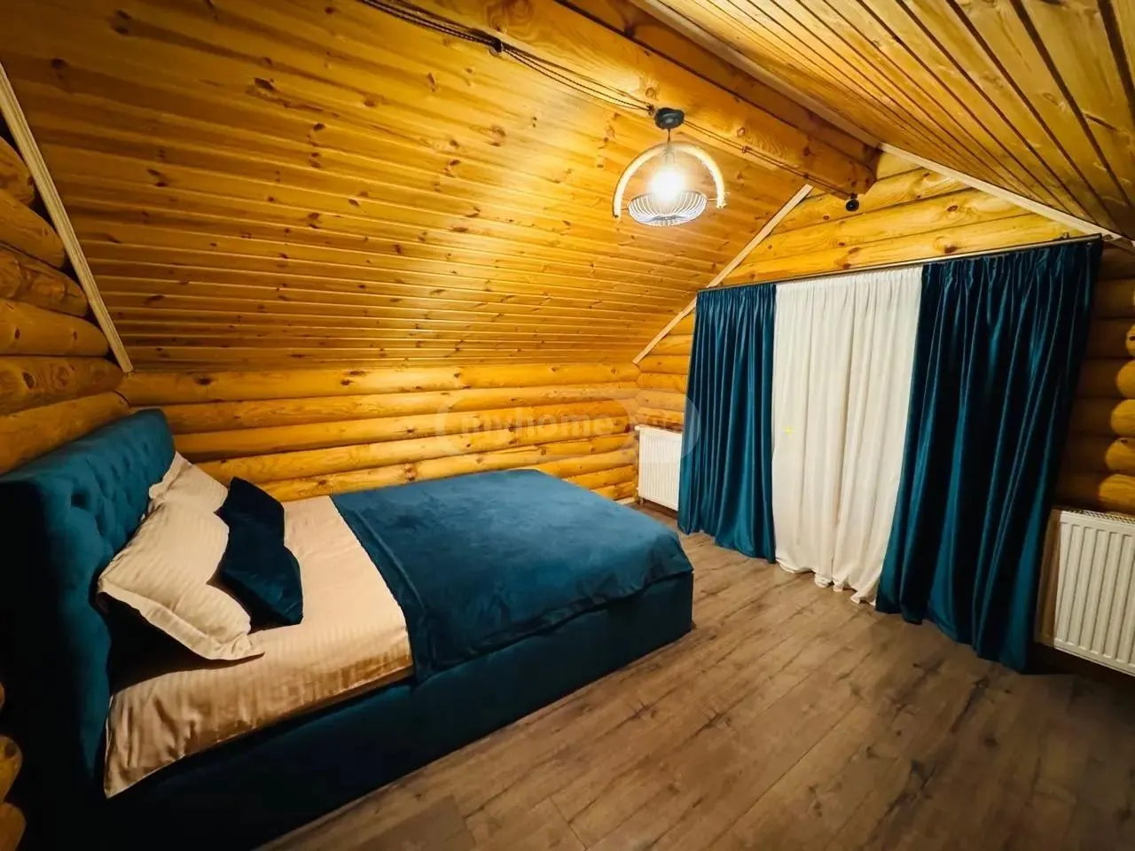 House, 5-room, 450 m²