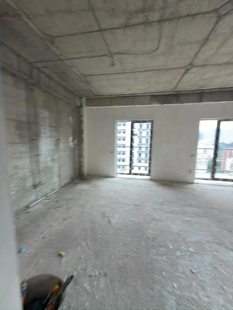 Квартира, 4-комн., 130 м²