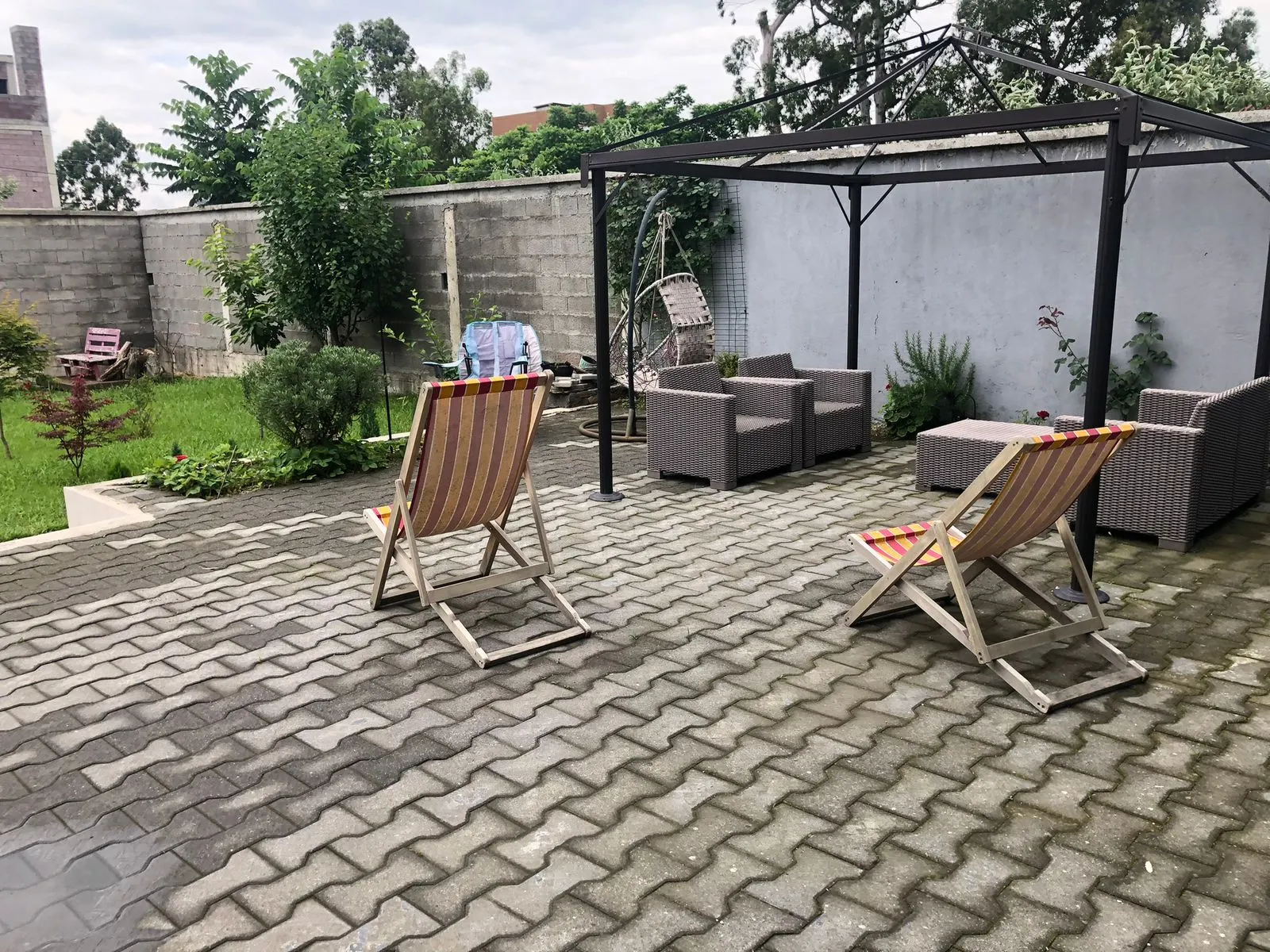 Дом, 5-комн., 270 м²