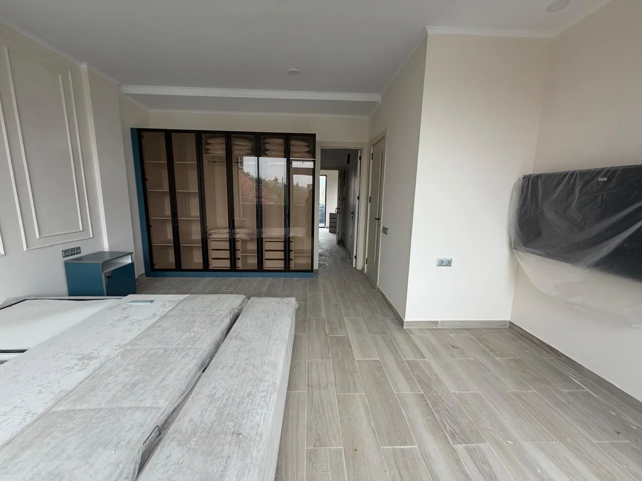House, 5-room, 225 m²
