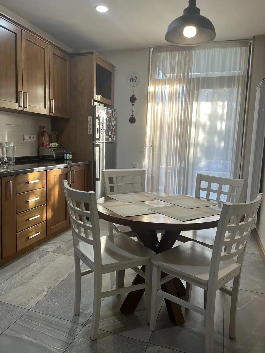 House, 5-room, 223 m²
