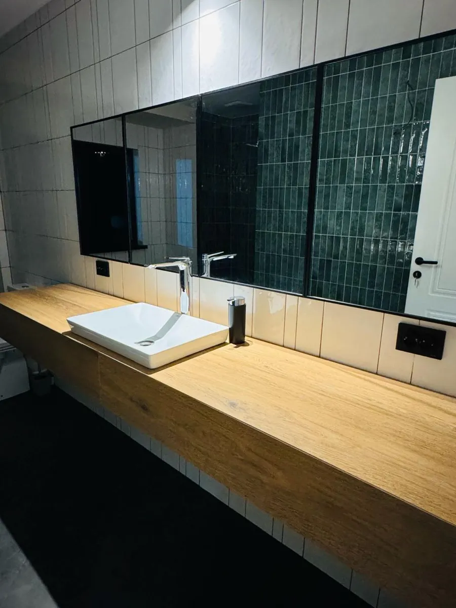 Дом, 5-комн., 700 м²
