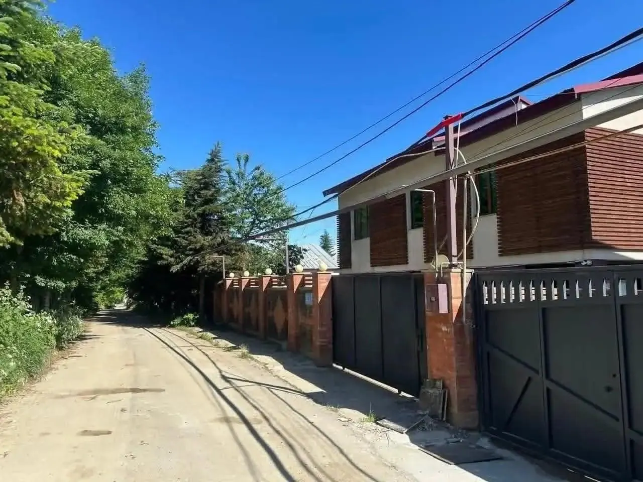 Дом, 8-комн., 415 м²