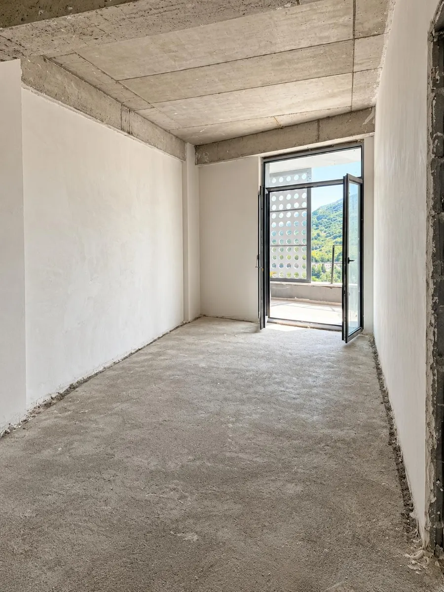 Квартира, 2-комн., 62 м², Universiteti St