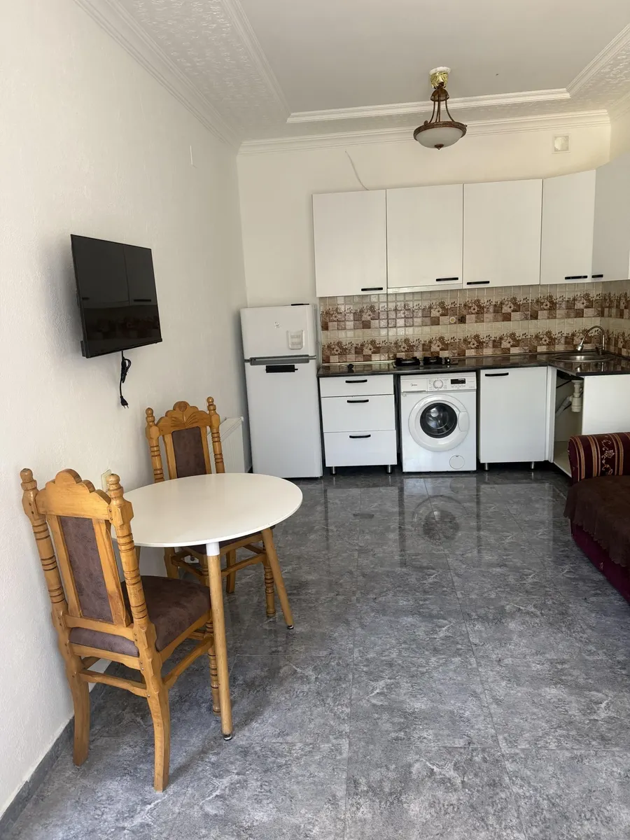 House, 2-room, 50 m²