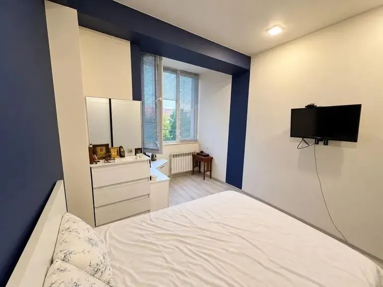 Квартира, 3-комн., 74 м², Nino Zhvania St, 47