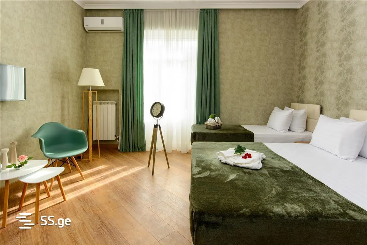 Квартира, 3-комн., 80 м²