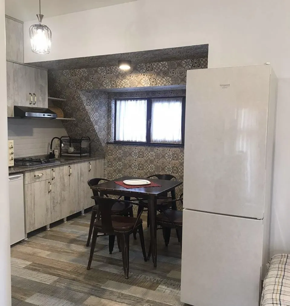 Квартира, 3-комн., 80 м²